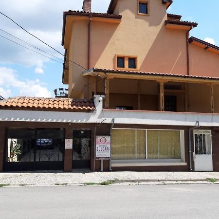 Guest House Bulgari Καζανλούκ Εξωτερικό φωτογραφία