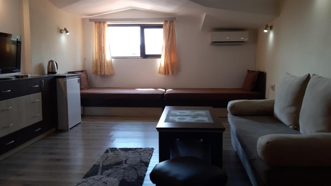 Guest House Bulgari Καζανλούκ Εξωτερικό φωτογραφία