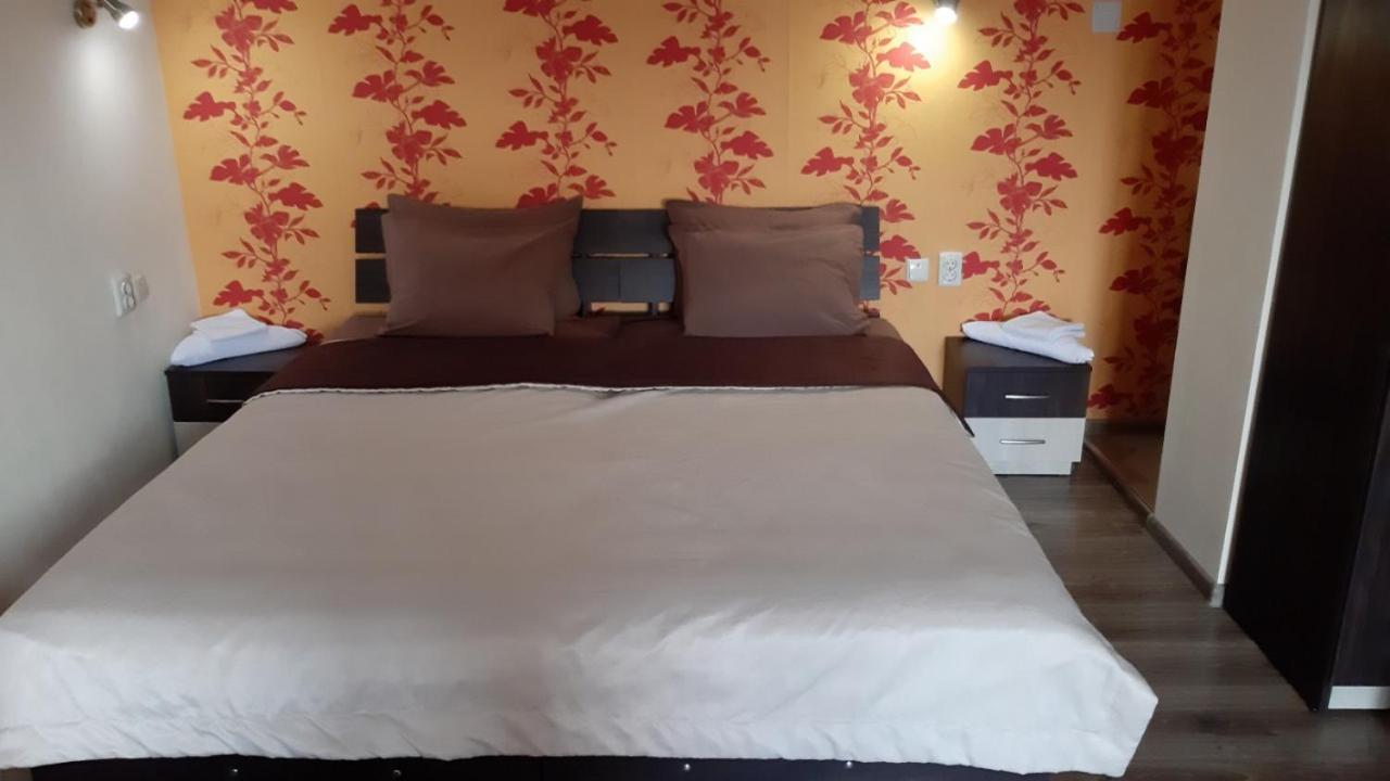 Guest House Bulgari Καζανλούκ Εξωτερικό φωτογραφία